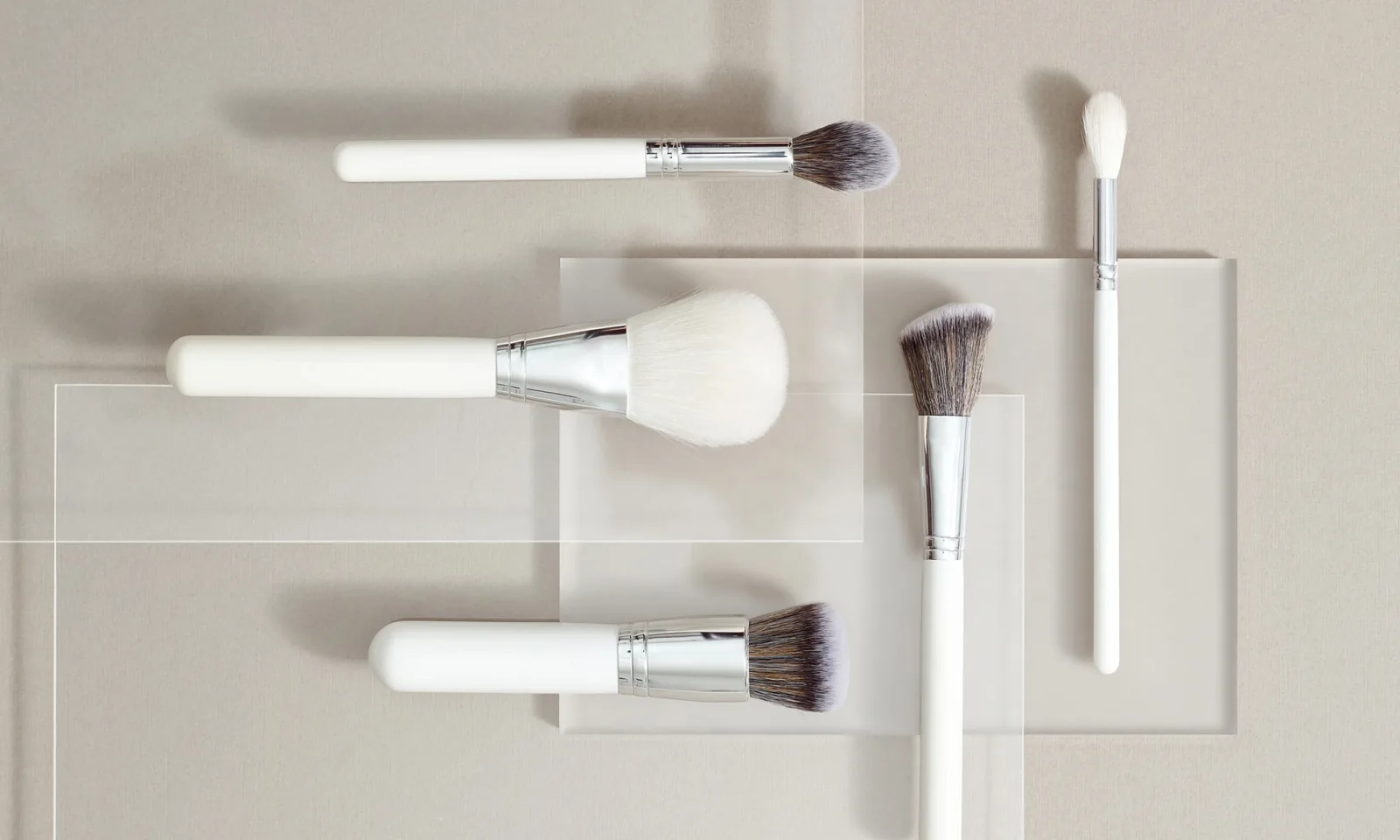 Simple DIY Guide: Clean Makeup Brushes at Home Effectively